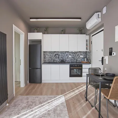 Luxury Resident سالونيك
