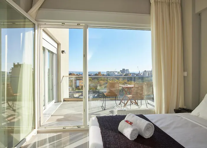 Luxury Resident *